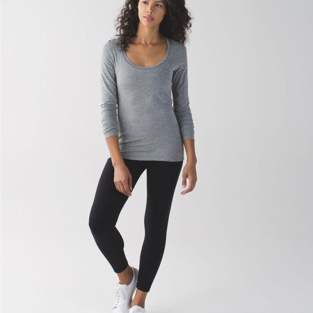 🍋 Lululemon Anahatasana Long Sleeve Tee. Size 6